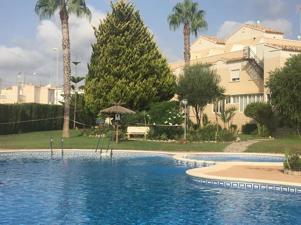Chalet pareado en Calle Las Mimosas, 93, Playa Flamenca - Foto 1