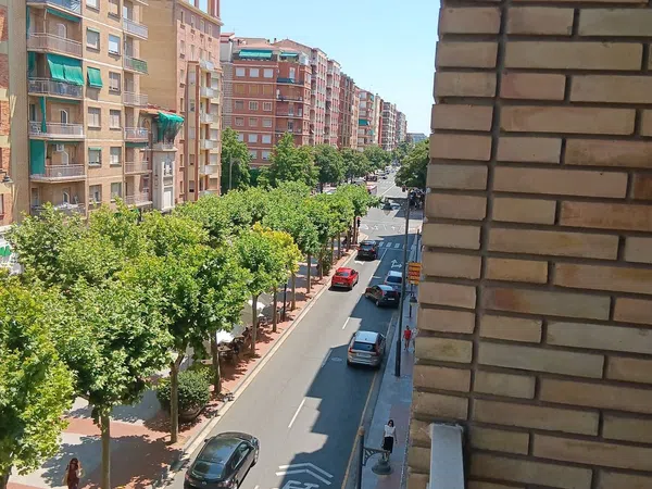 Piso en Avenida de la Paz, 64, Residencia, Residencia - Foto 12