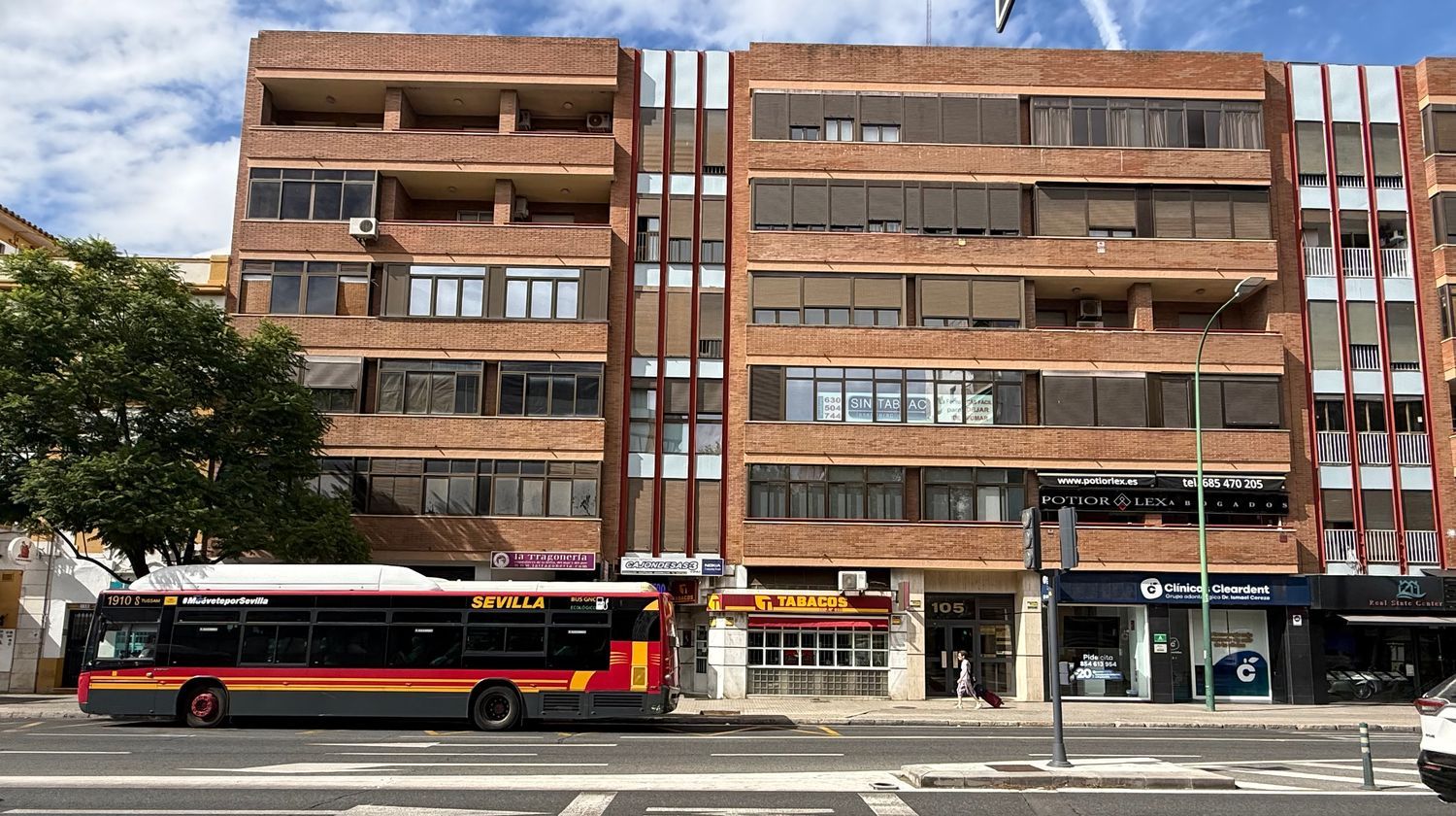 Piso en Calle Luis Montoto, 105, Luis Montoto - Santa Justa - Foto 2