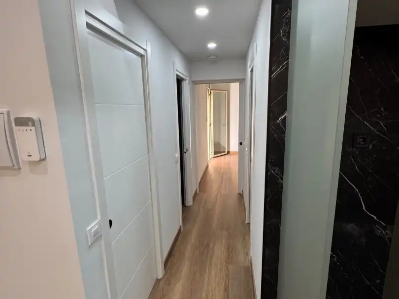 Piso en  Passeig de la Marina 13 - Foto 4