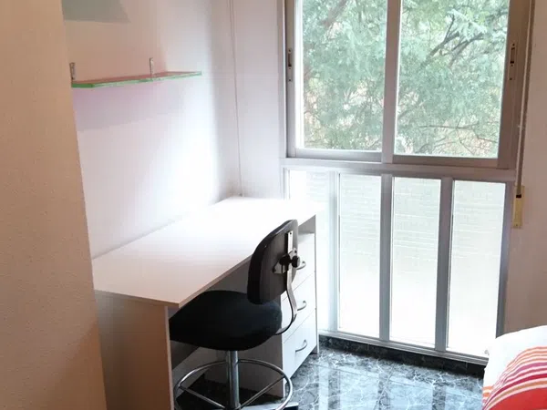 Piso en Plaza d'Hondures, 1, Ciutat Jardí - Foto 5