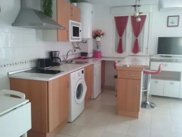 Estudio en avenida de la Marina Baixa, 7 - Foto 4