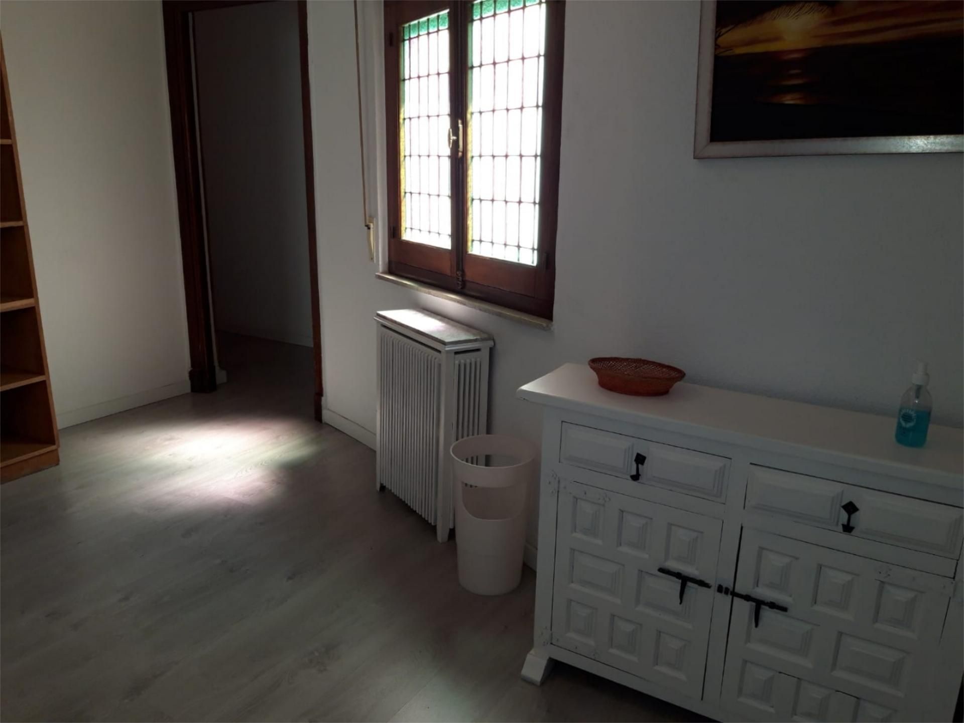 Piso en  Avenida de Villamayor 10 - Foto 3