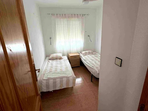Chalet pareado en Calle Lagunas de Ruidera, 412, Zona Lago - Los Almendros - Foto 11