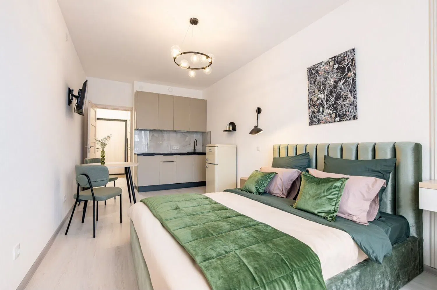 Estudio en calle de María de Guzmán, 29 - Foto 3