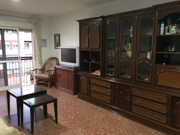 Piso en avenida de las Ollerías, 27