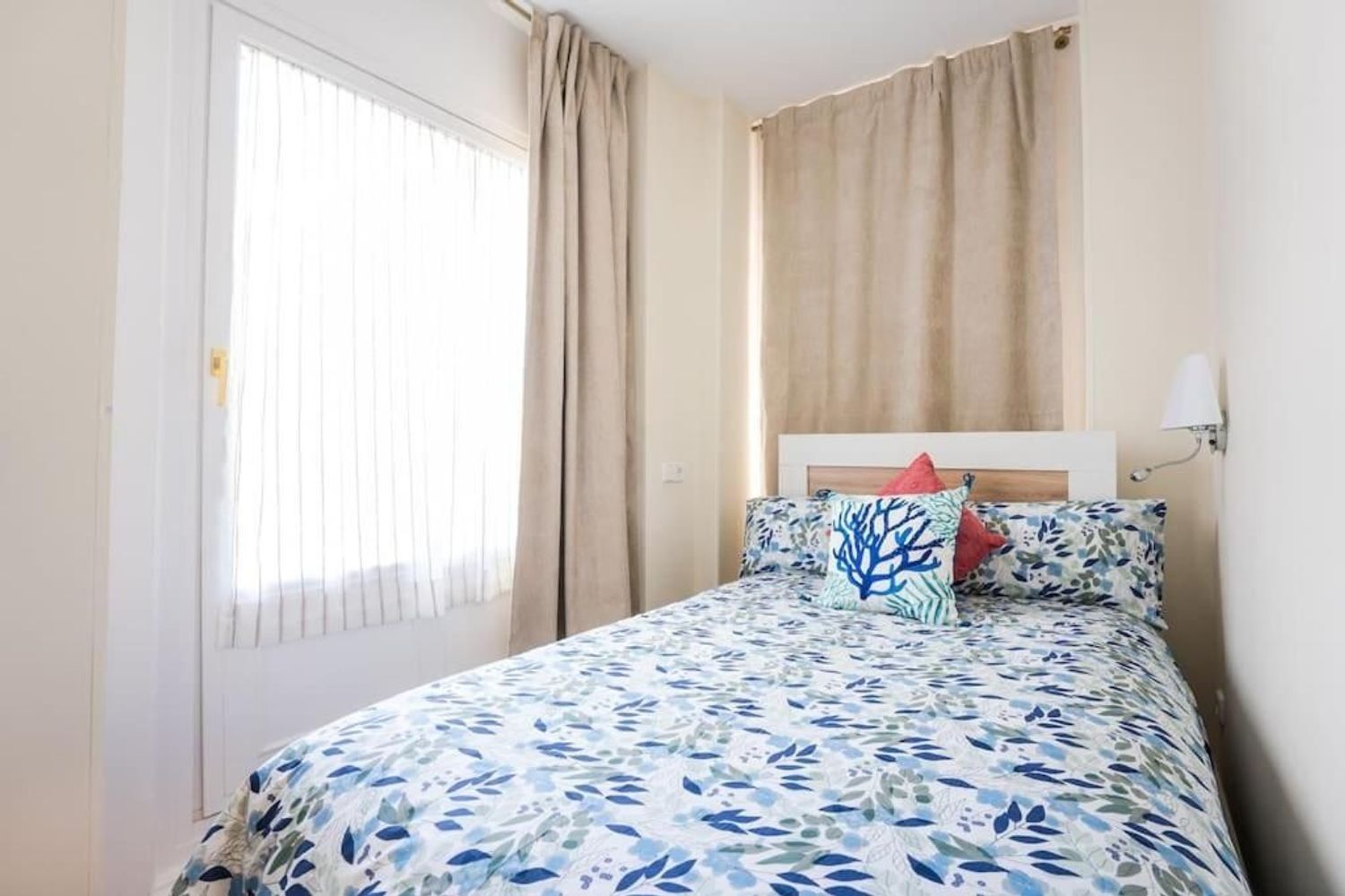 Piso en calle de Andrés Mellado, 33 - Foto 1