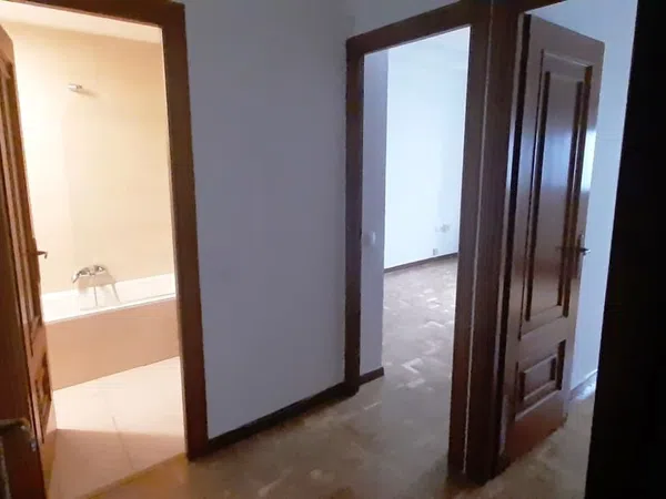 Piso en calle de Galileo, 2