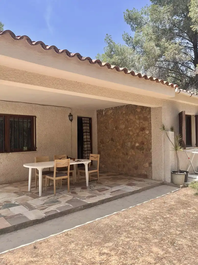 Chalet en  Carrer Ravalet 10 - Foto 2