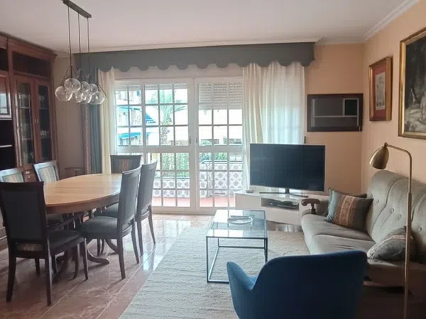 Piso en plaza Pintor Amalio García del Moral, 4 - Foto 5