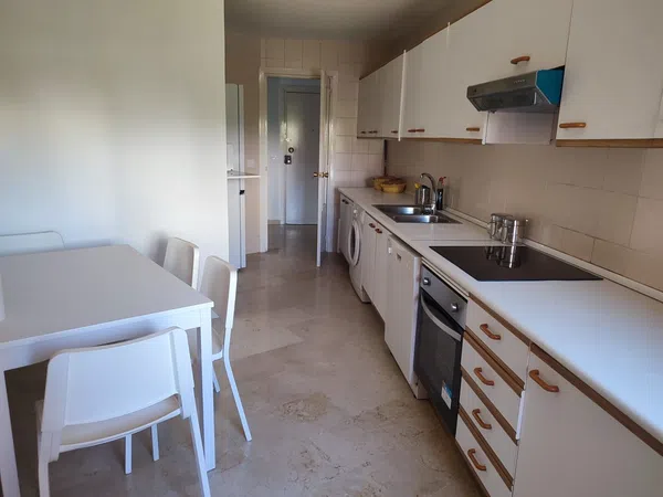 Piso en calle Felipe Ii, 34