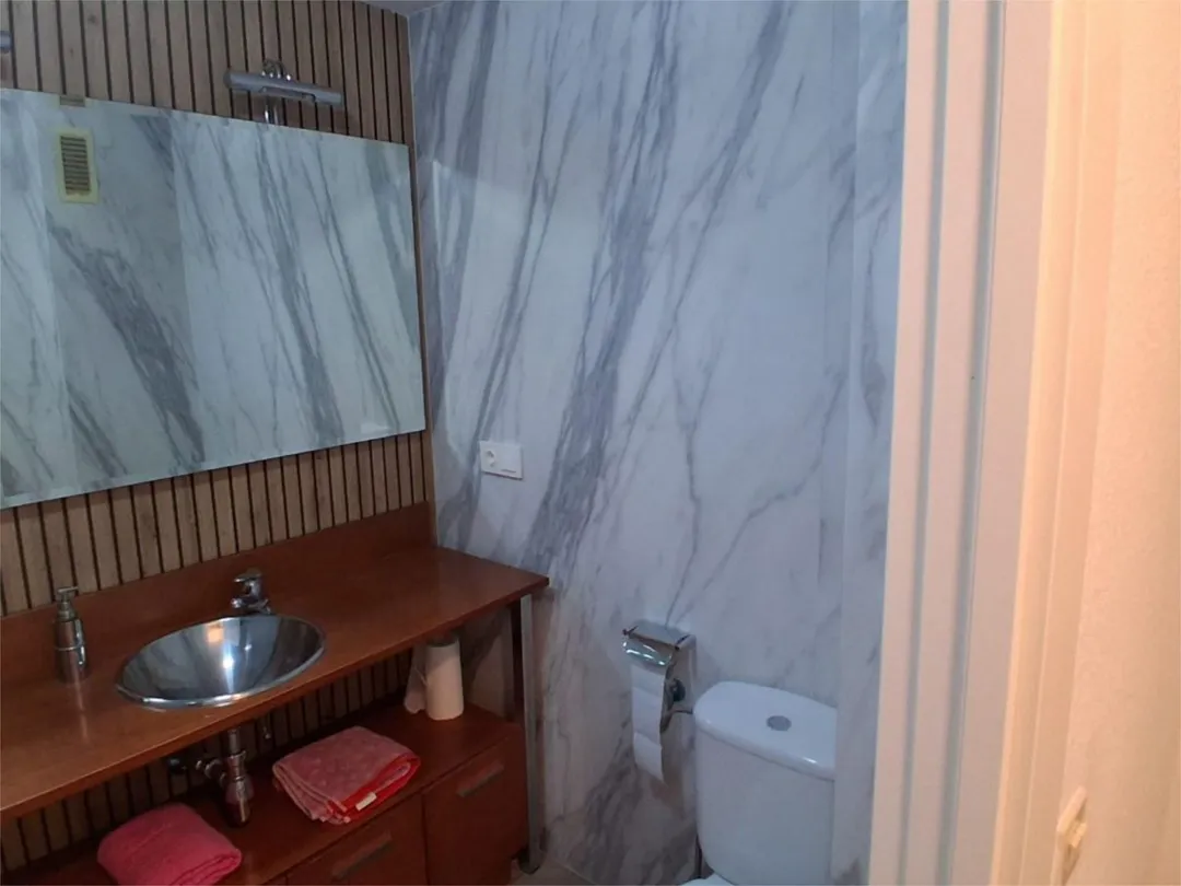 Piso en  Plaza de la Cruz Roja 9 - Foto 11