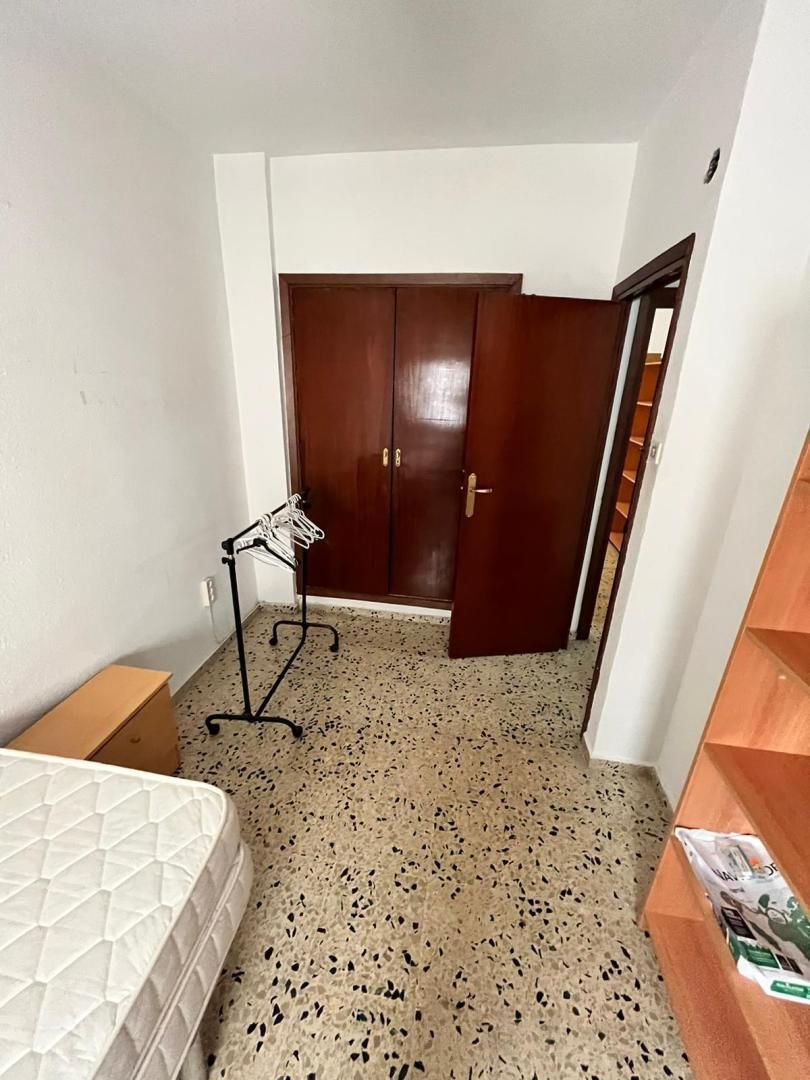 Piso en  Calle Doctor Azpitarte 8 - Foto 11