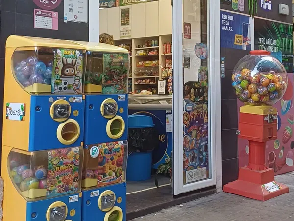 Local en Kiosco en Calle Erudito Orellana, 13, Arrancapins - Foto 1