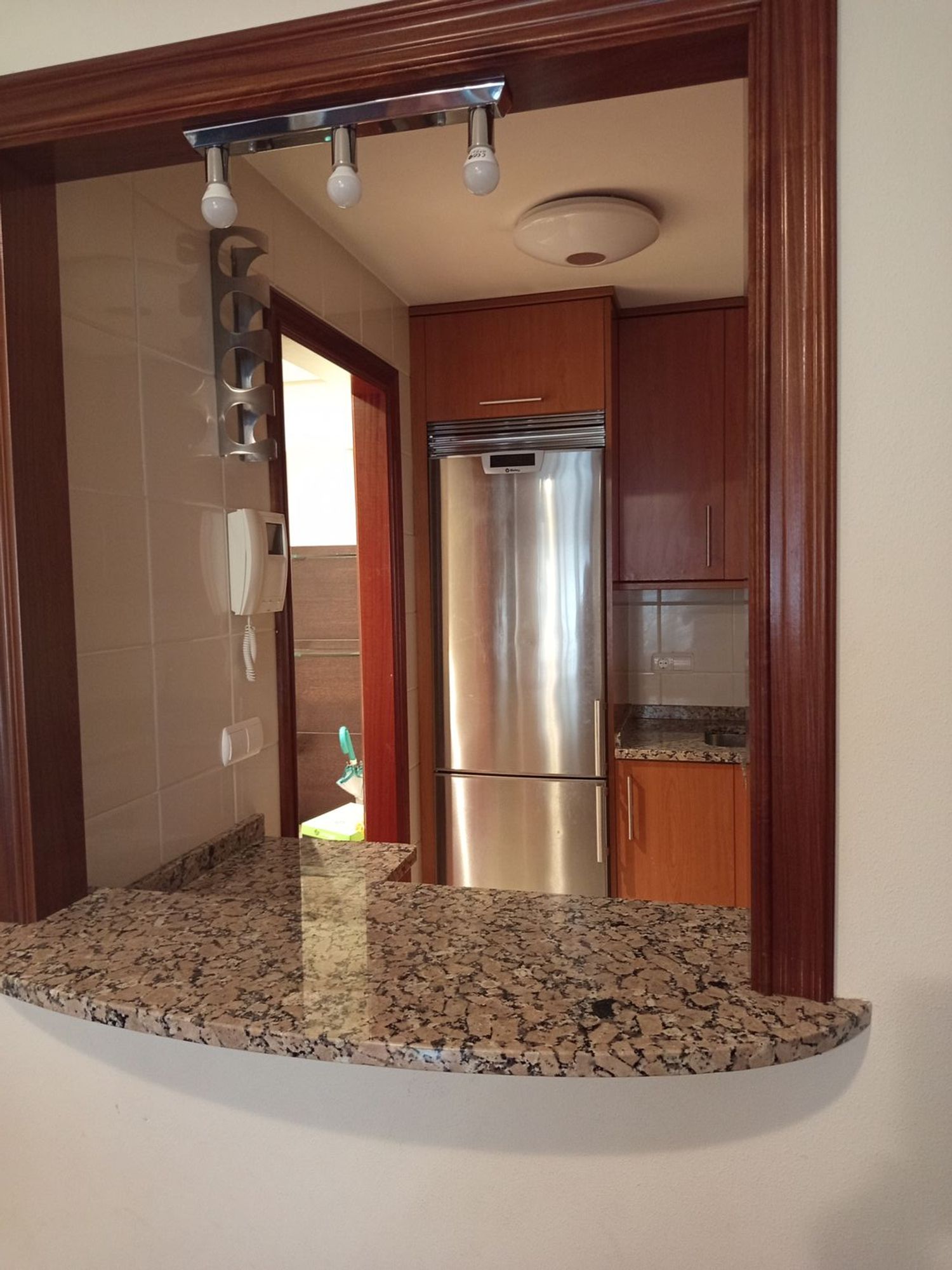 Piso en Barrio Camelias - Pi y Margall - Foto 3