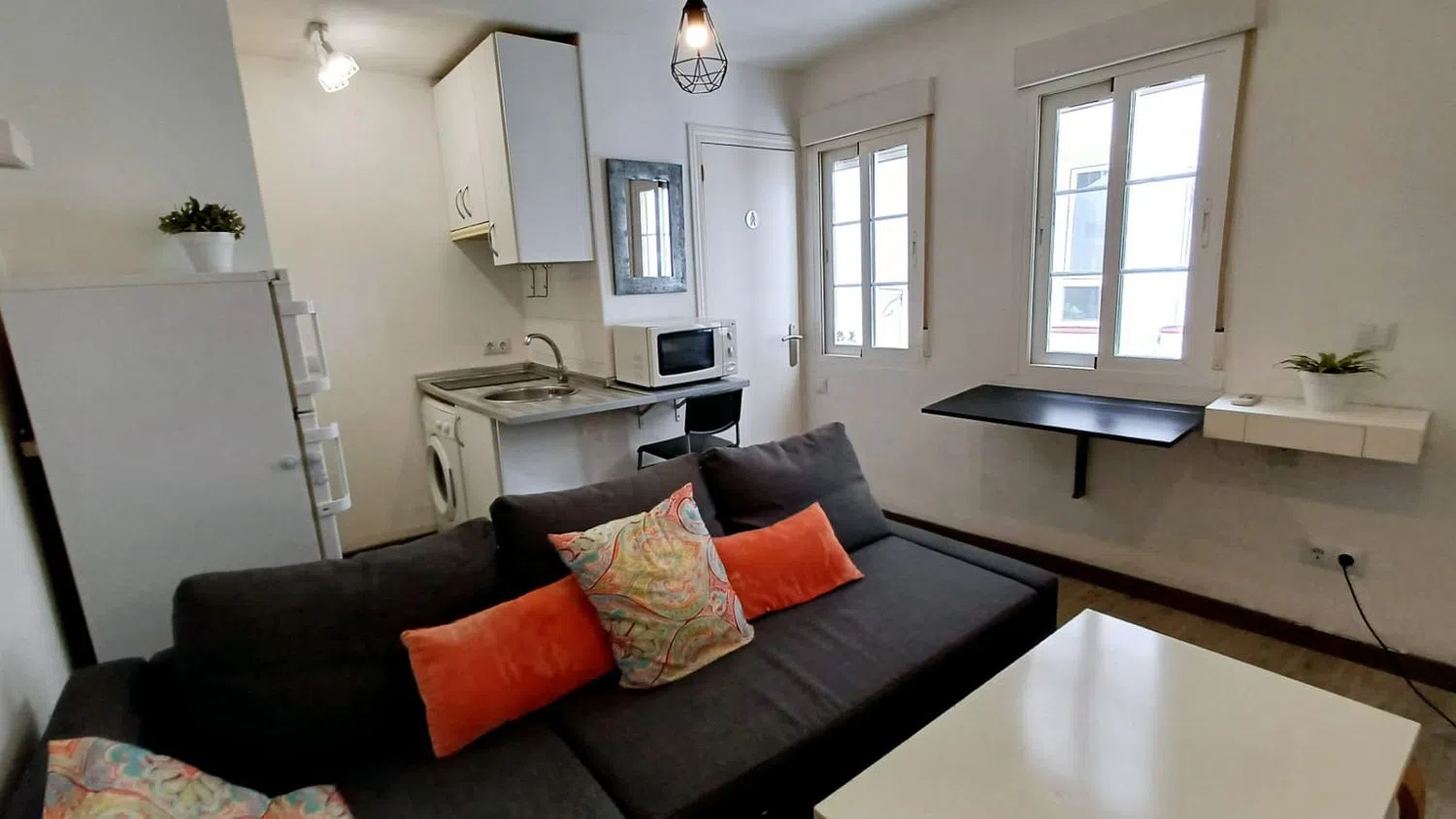 Estudio en calle de Leganitos, 14 - Foto 4