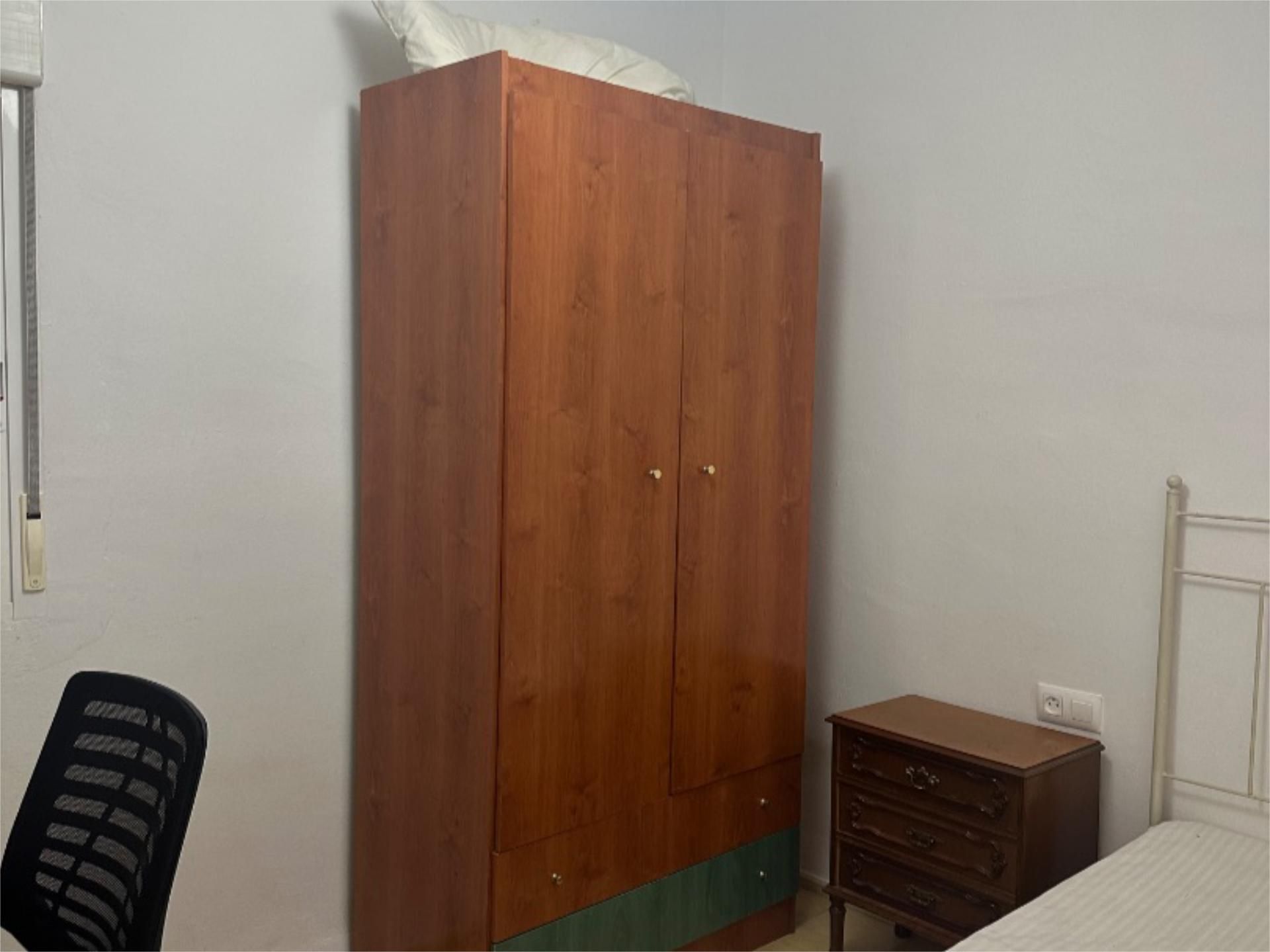 Piso en  Calle del Alcalde Velasco Navarro 10 - Foto 10