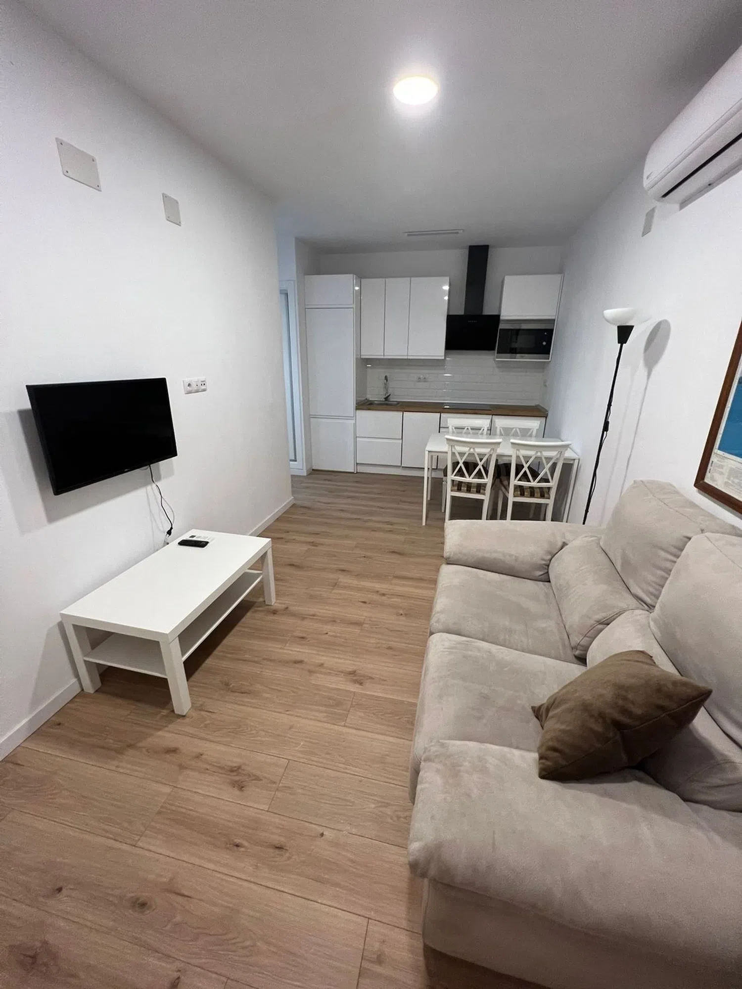 Piso en calle Párroco Antonio González Abato, 12 - Foto 2