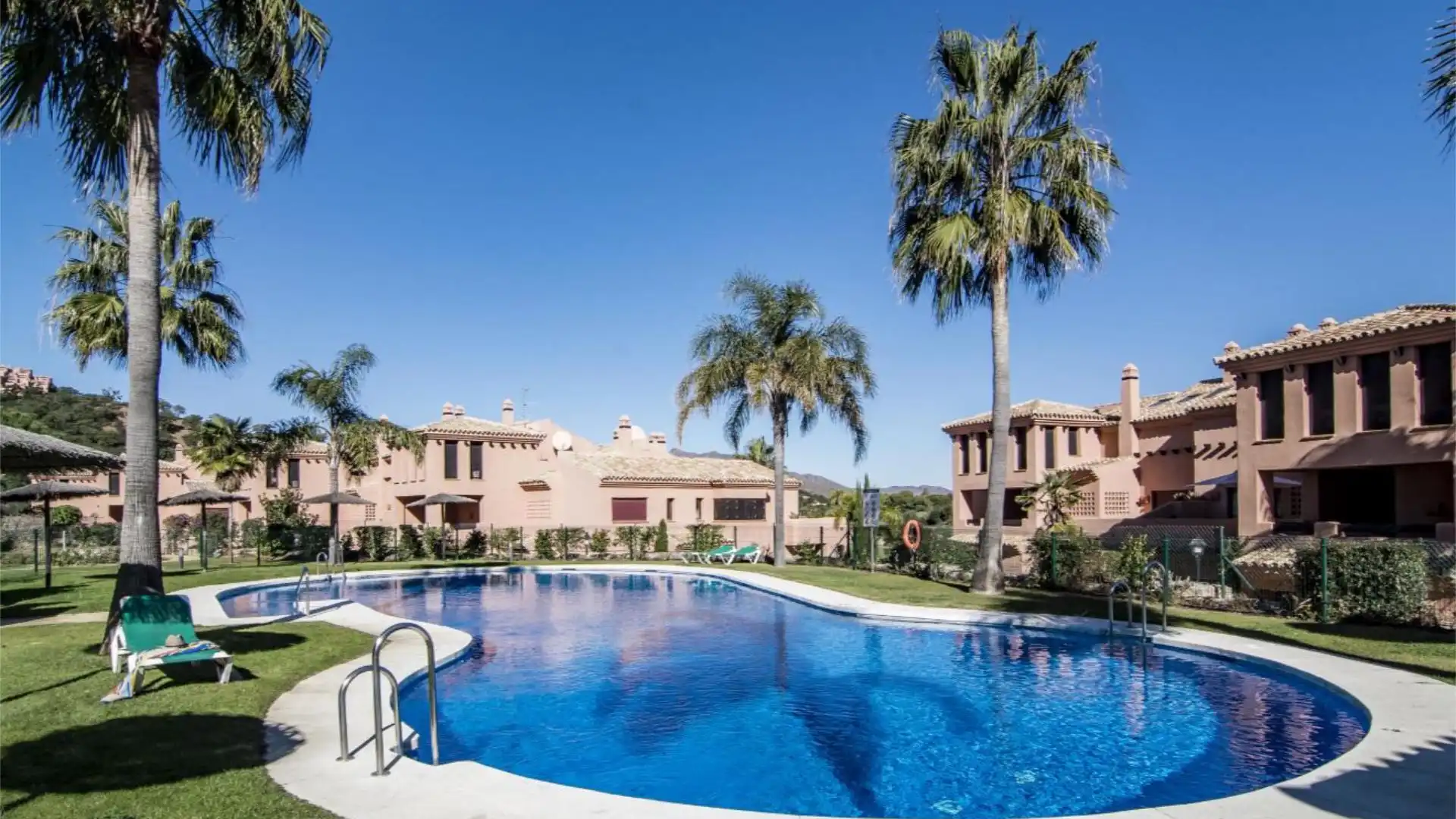 Piso en  Calle Miguel de Cervantes 9 - Foto 2