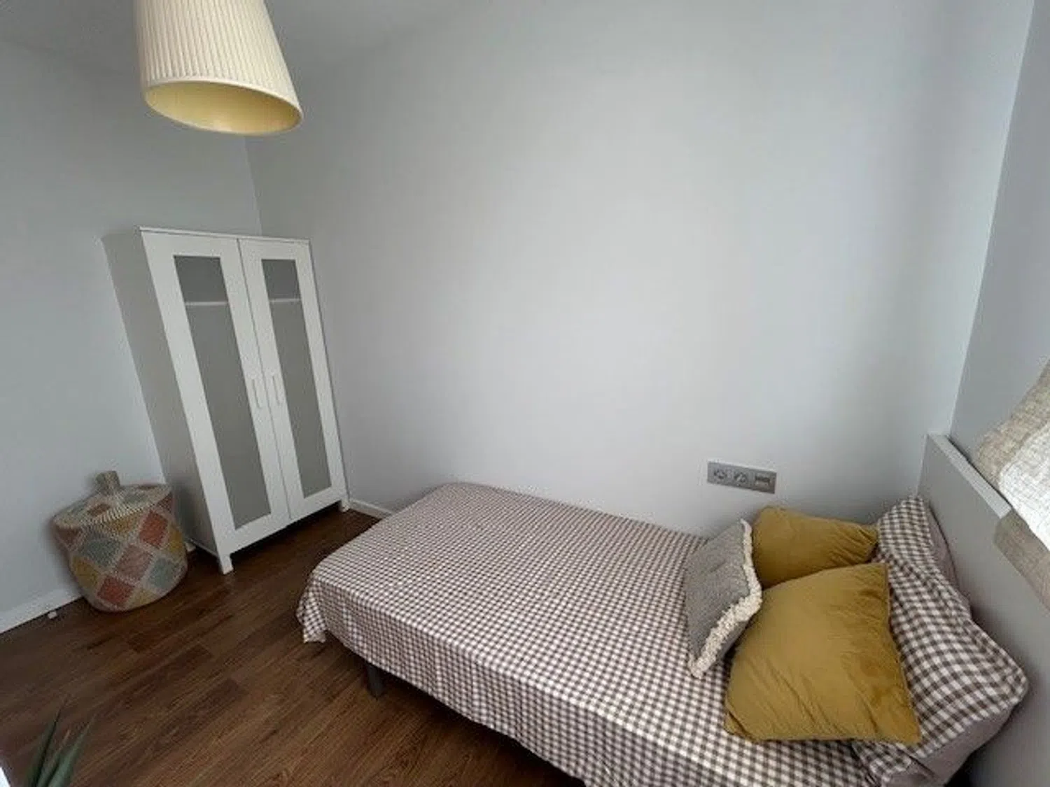 Piso en avenida de la Ilustración, 101 - Foto 18