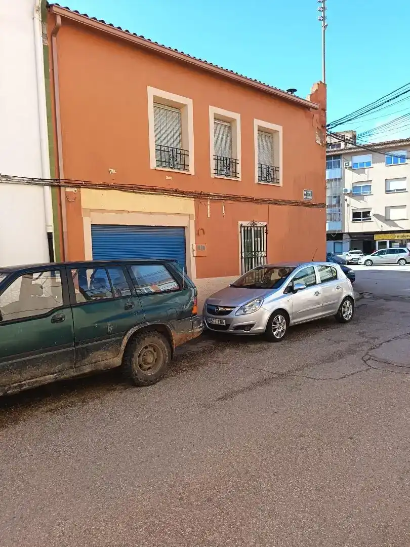 Casa adosada en  Calle Doctor de Vicente Vega 15 - Foto 5
