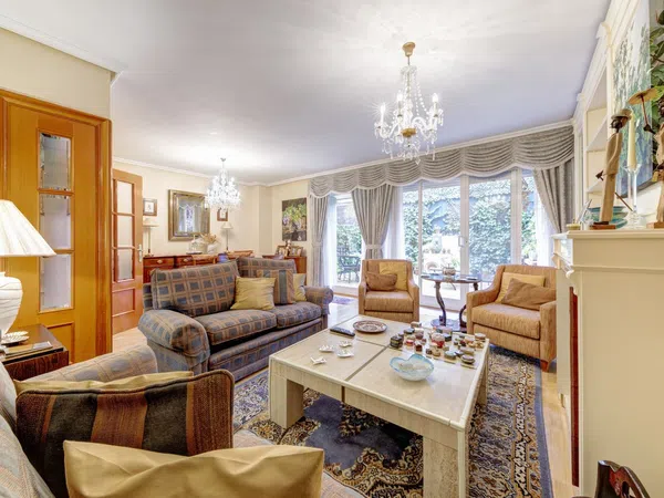 Chalet adosado en Barrio Valdezarza - Foto 18