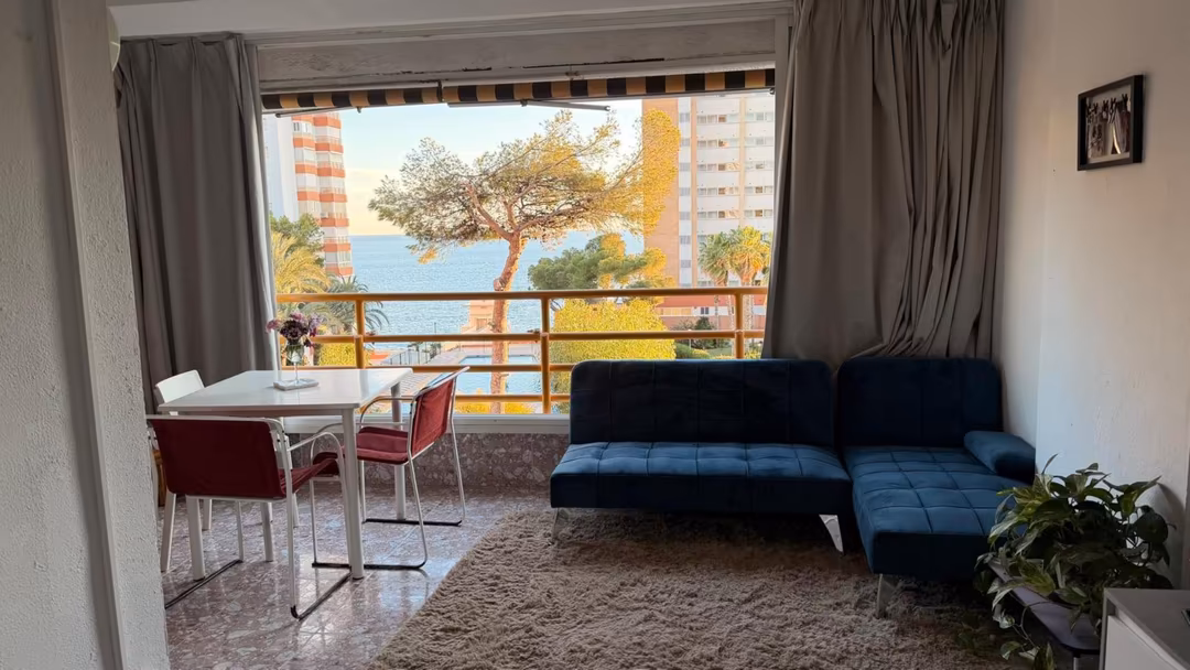 Piso en  Avenida de la Armada Española 10 - Foto 3