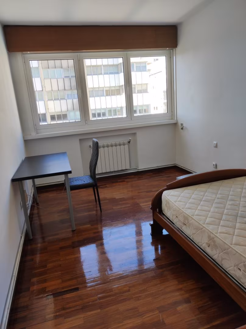 Piso en  Rúa Álvaro Cunqueiro 2 - Foto 4