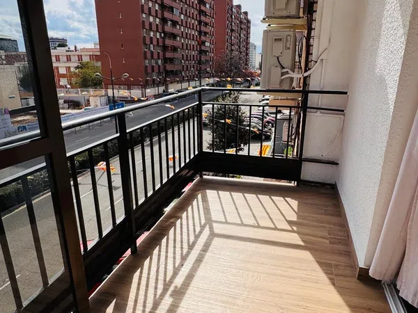 Piso en calle de Joaquim Ballester, 10 - Foto 17