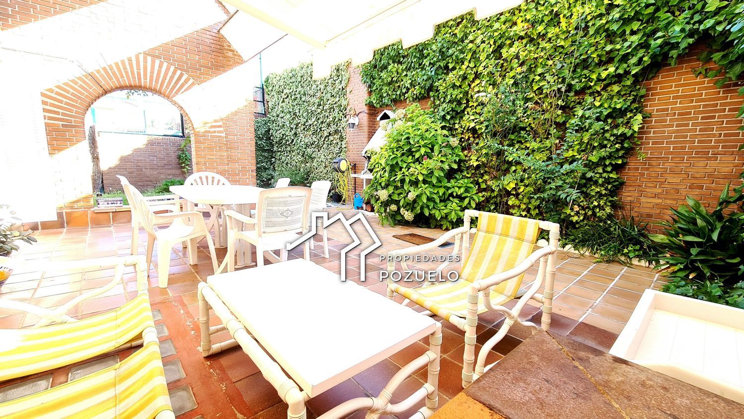 Chalet pareado en Calle Emisora, Zona Avenida Europa - Foto 3