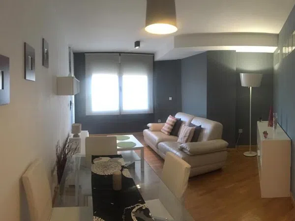 Piso en avenida Juan Carlos I, 64