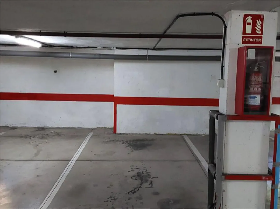 Casa adosada en avenida Avenida 8 Marzo 43 - Foto 11