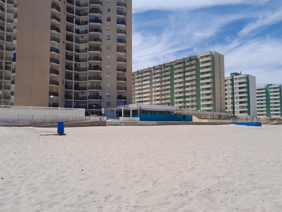 Apartamento en  Calle de la Manga 9 - Foto 8