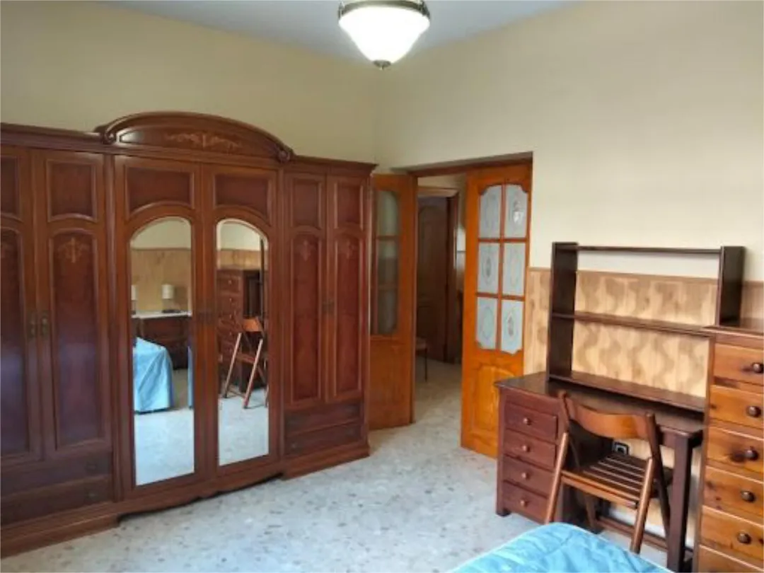 Casa adosada en  Avenida Ingeniero José Luis Prats 1 - Foto 2