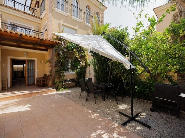 Chalet adosado en Calle Clipper, 36 - Foto 1
