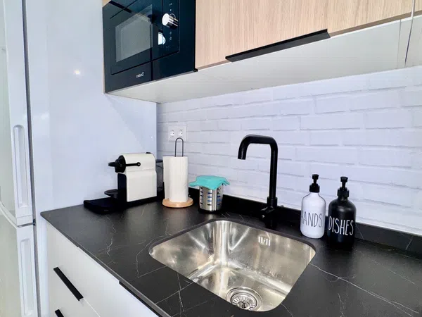 Estudio en calle Omar, 8 - Foto 12