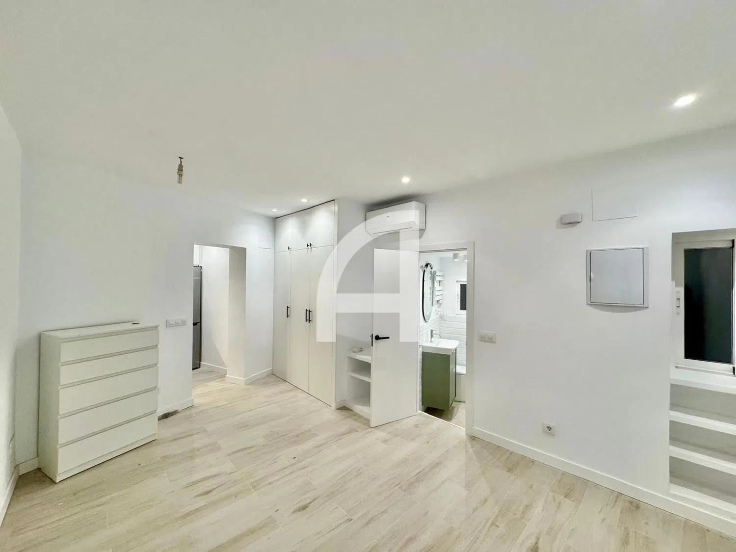 Estudio en calle de Sagasta - Foto 3