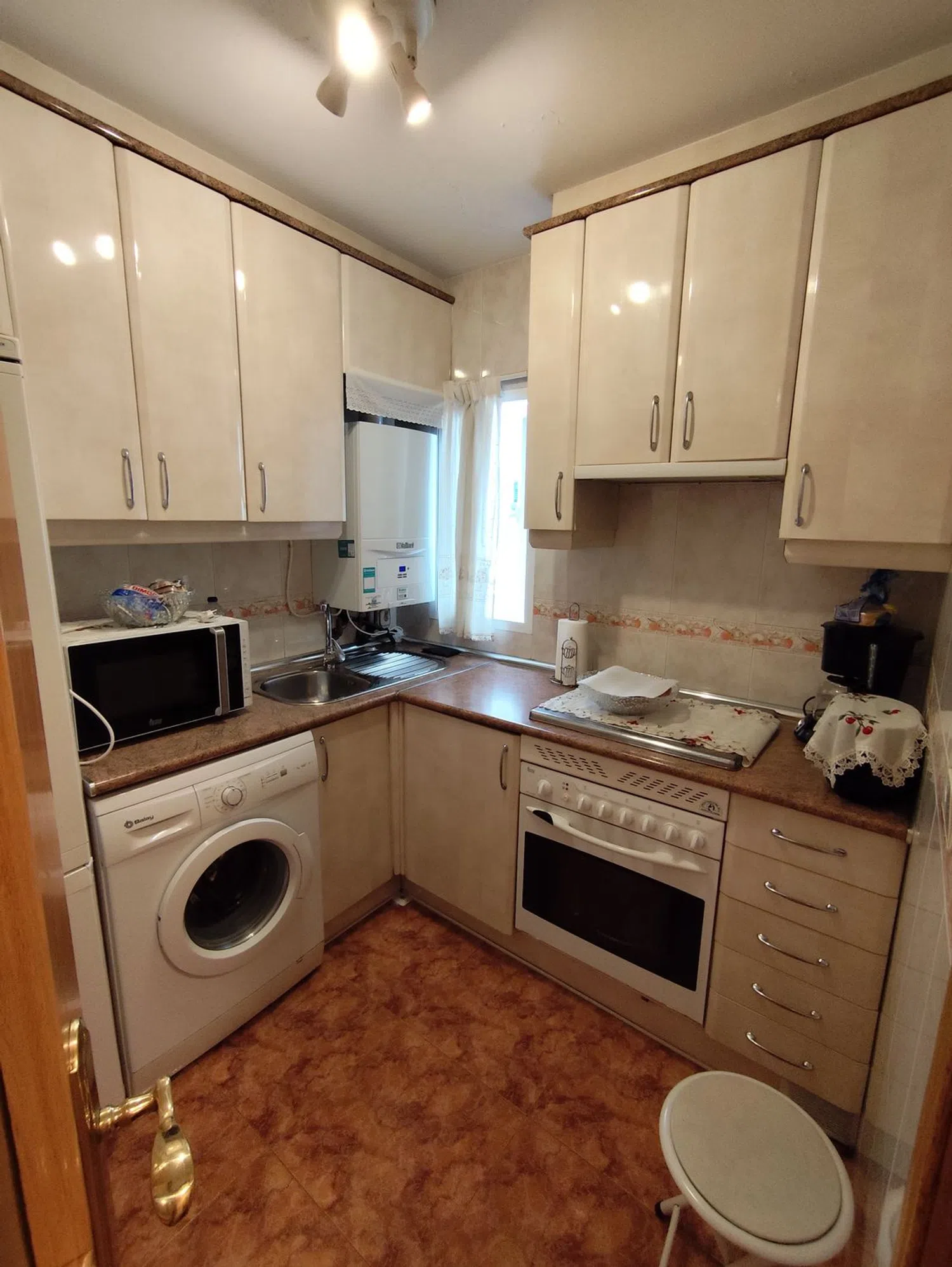 Piso en calle de Ponferrada, 19 - Foto 1