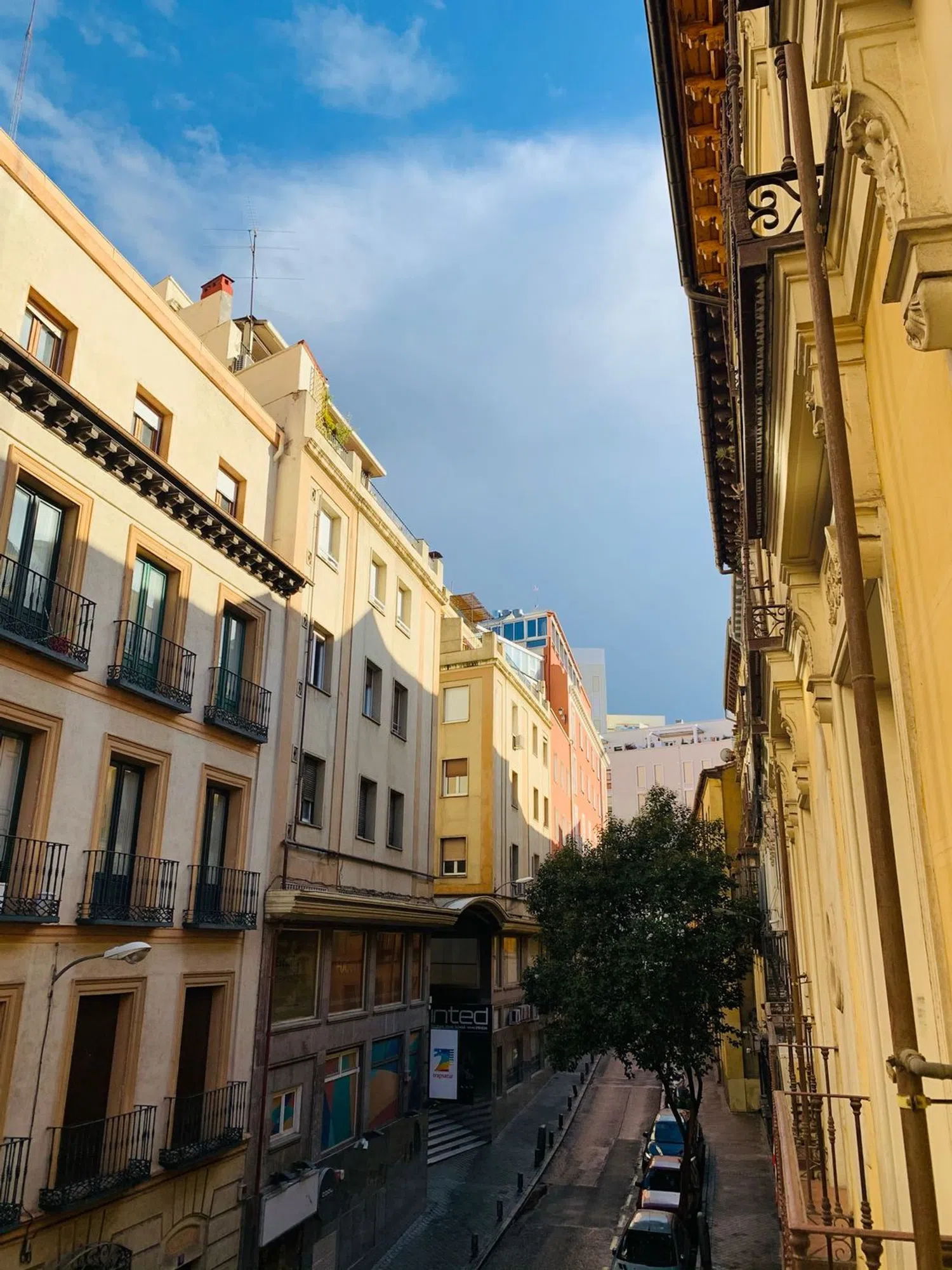 Piso en calle de Isabel la Católica, 11 - Foto 2