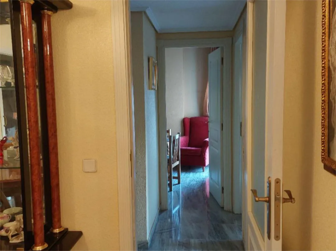 Piso en  Calle Cueva de Menga 3 - Foto 10