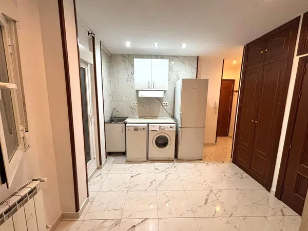 Estudio en calle de Canarias, 38