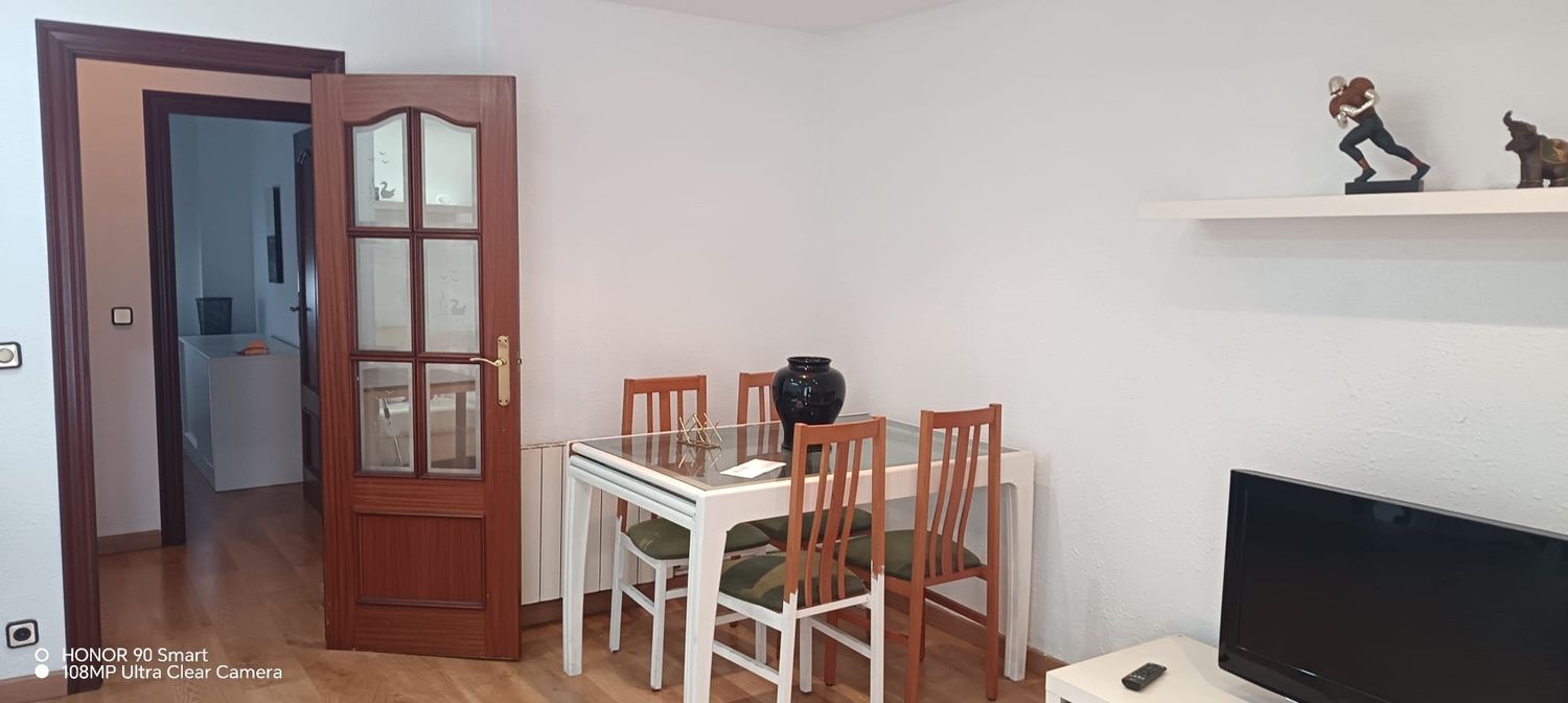 Piso en Llefià - Foto 3