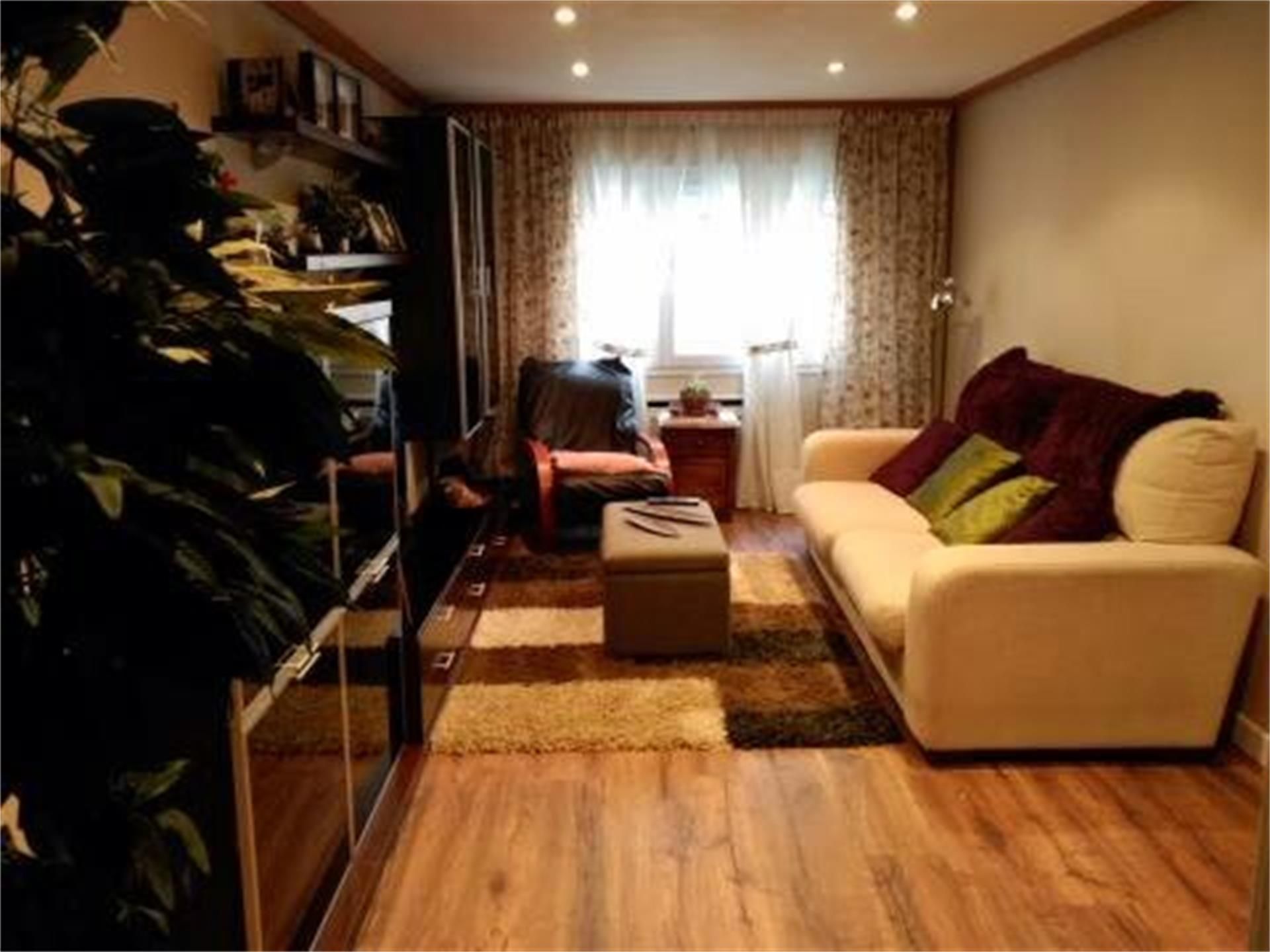 Piso en  Calle San Melchor García Sampedro