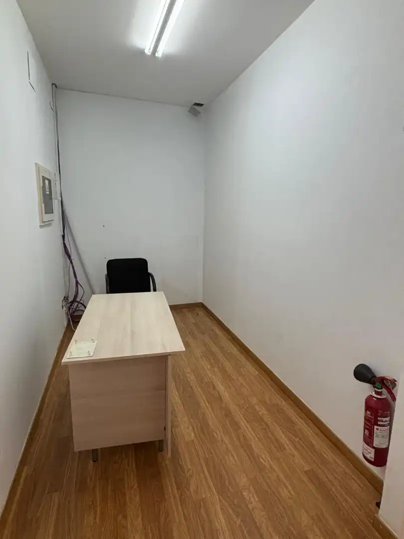 Local comercial en  Carrer Lluís el Pietós - Foto 10