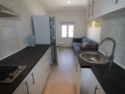 Piso en albatros, 6