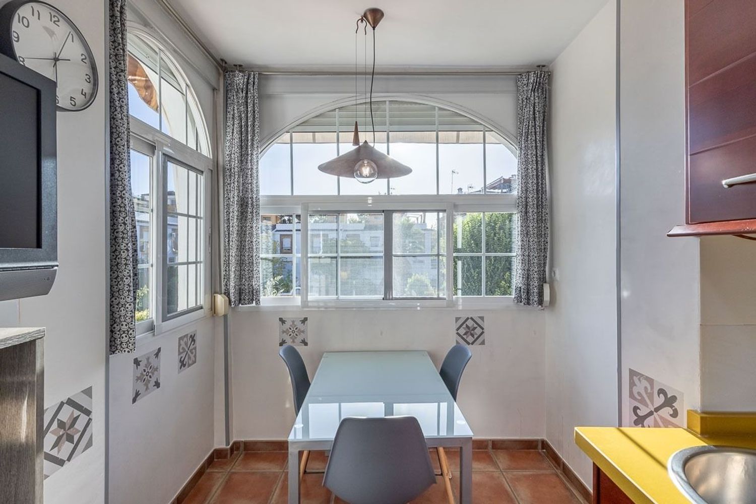 Chalet adosado en Joaquina Eguaras - Foto 8