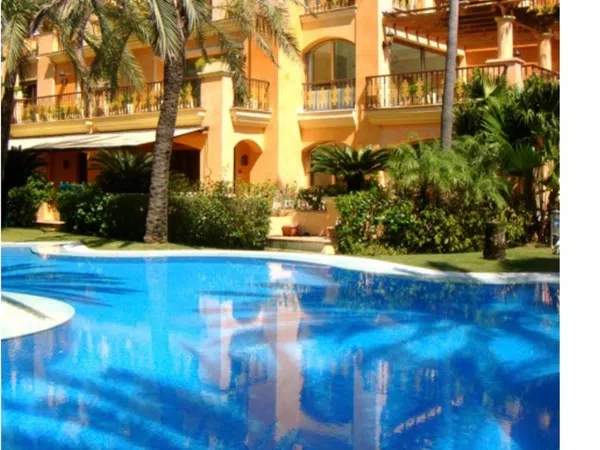 Piso en Barrio Puerto Banús - Foto 35