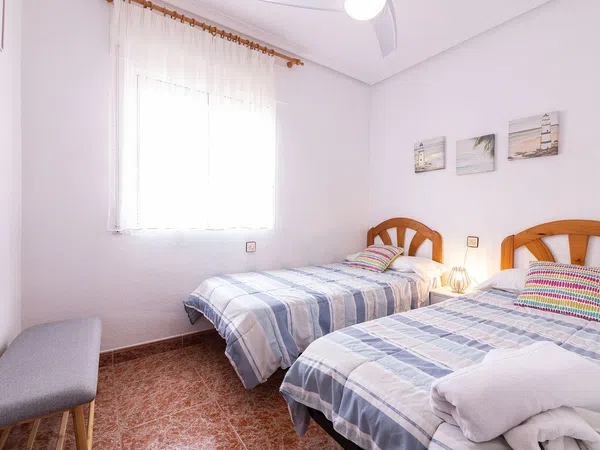Chalet adosado en Calle Río Danubio, 66 - Foto 6