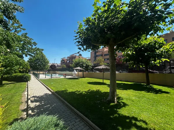 Piso en Avenida de los Quiñones, Dehesa Vieja-Puente Cultural, Dehesa Vieja-Puente Cultural - Foto 2