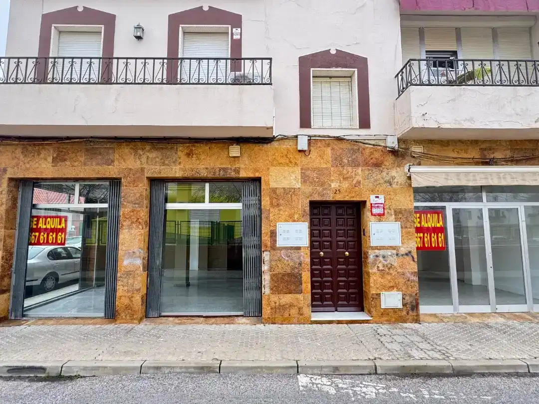 Chalet en  Calle Genil 25 - Foto 2